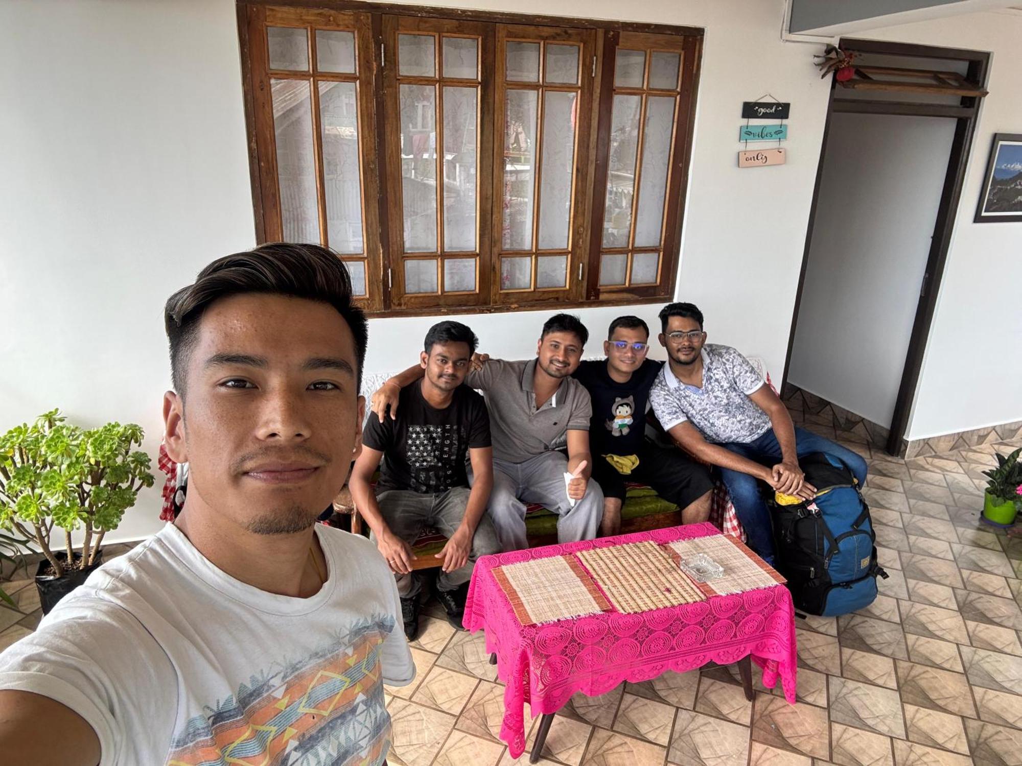Valley View Homestay 다르질링 외부 사진